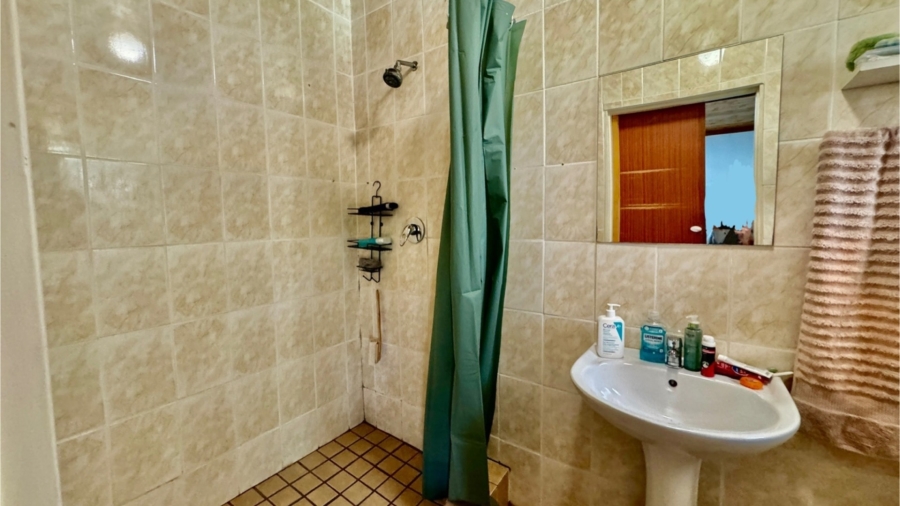 11 Bedroom Property for Sale in Die Bult North West